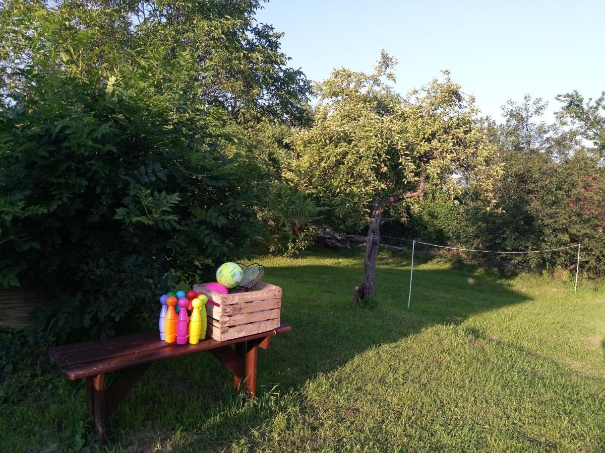 Noclegi "Marfikowe Pole" Polanczyk Bagian luar foto